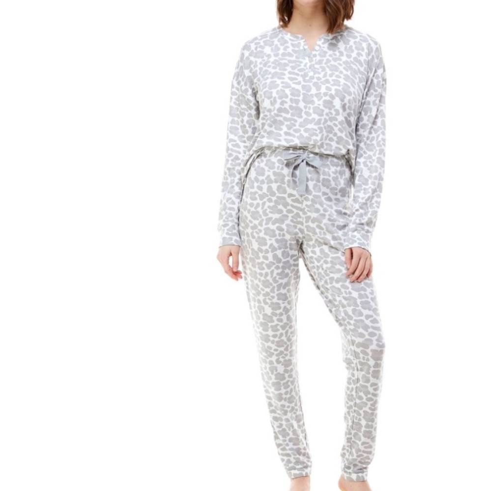 Roudelain Butter Knit Loungewear Set XL gray leopard print
